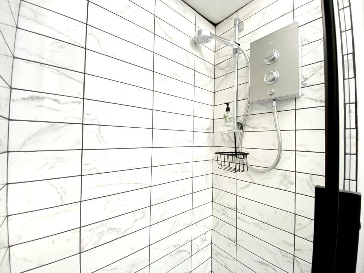 Tramontane Apartment At Hesketh Crescent Torquay Bagian luar foto