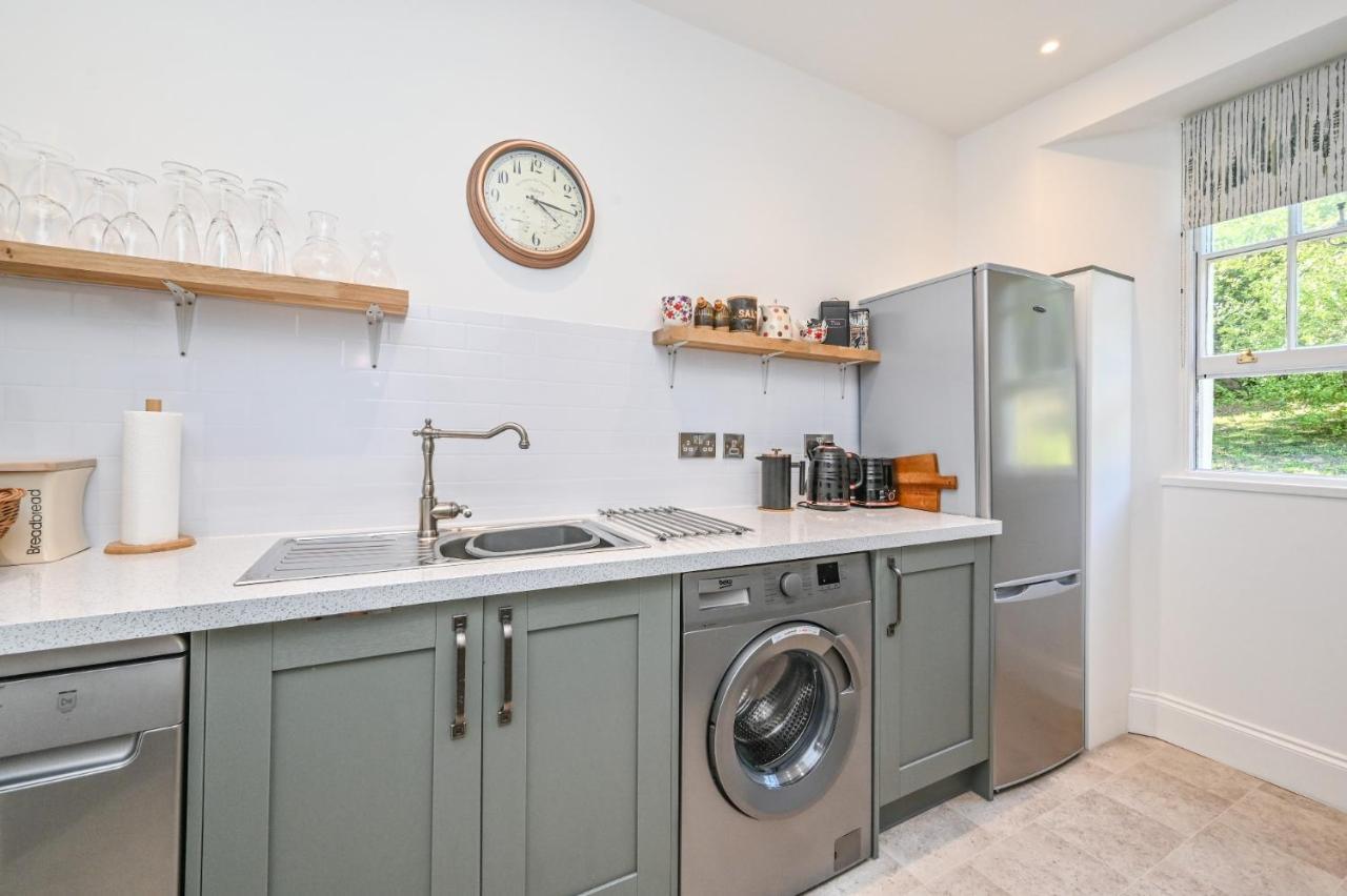 Tramontane Apartment At Hesketh Crescent Torquay Bagian luar foto