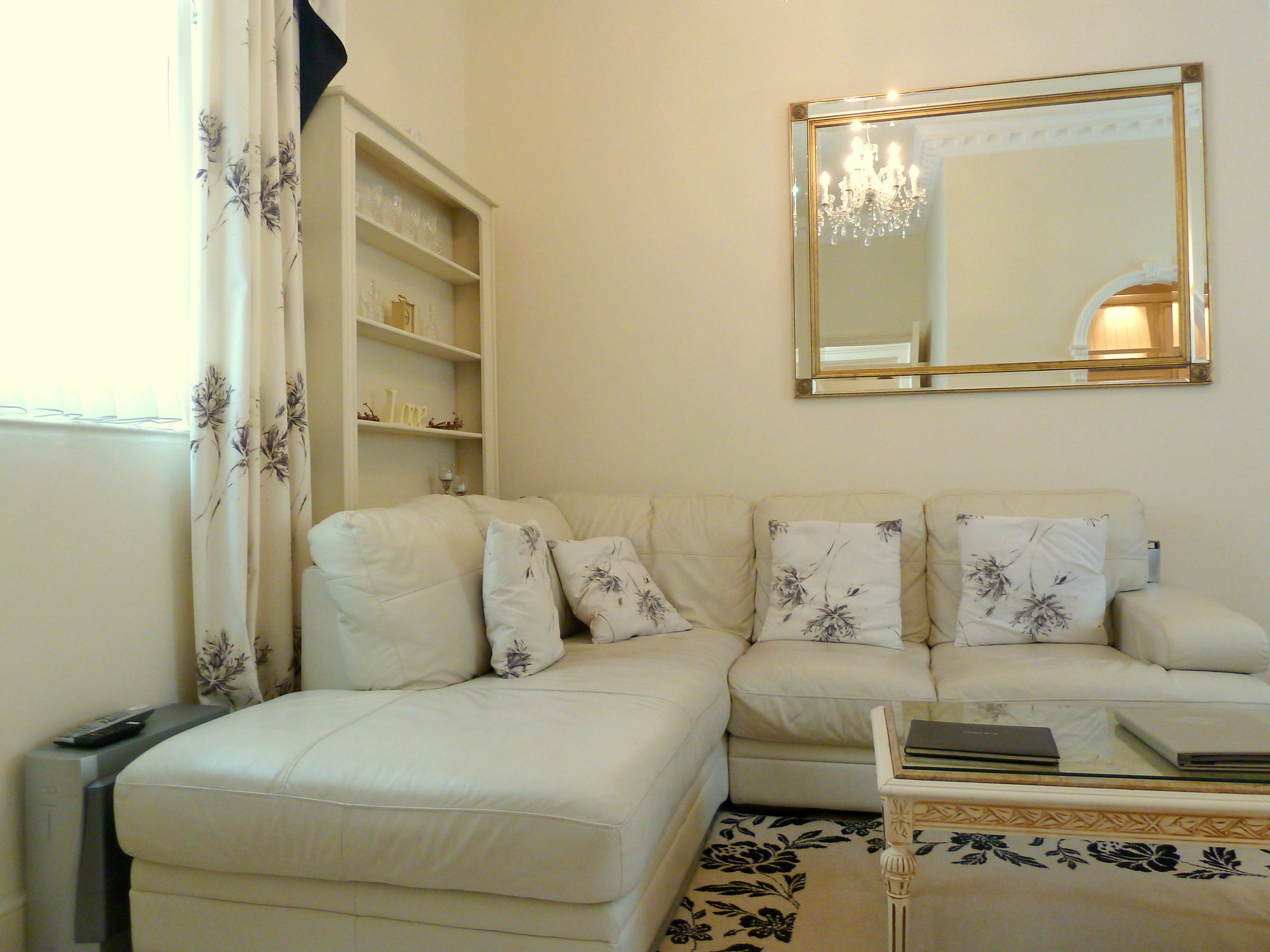 Tramontane Apartment At Hesketh Crescent Torquay Bagian luar foto